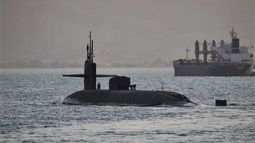 eeuu moviliza submarino ante las tensiones con iran