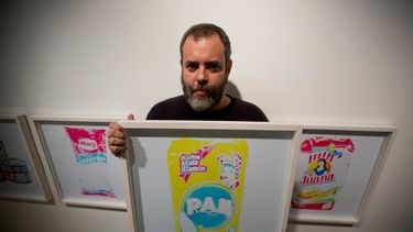 Juan Toro transforma en arte la escasez en Venezuela