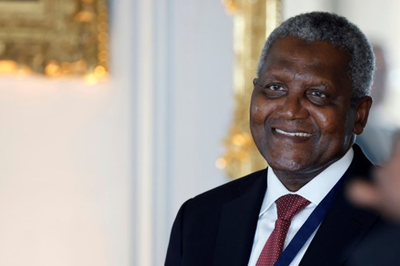 El CEO de la empresa nigeriana Dangote Group, Aliko Dangote, en el Chateau de Versalles, en las afueras de París, el 13 de mayo del 2024. (Ludovic Marin, Pool via AP)