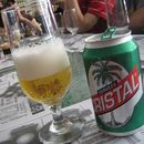 Cubanos sufren la escasez de cerveza en uno de los veranos más calurosos en 6 décadas