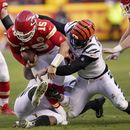 Capturar quarterbacks, una pasión para Hendrickson