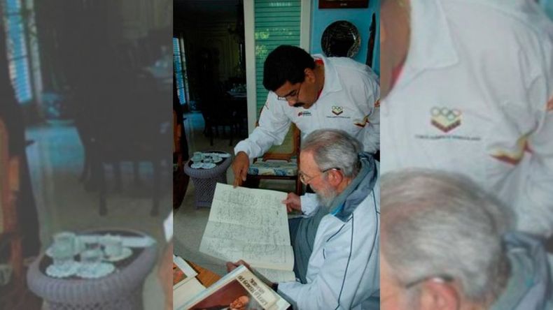 Durante la reunión, que se desarrolló en La Habana, recordaron al fallecido presidente venezolano, quien se entrevistó por primera vez con el ex mandatario cubano en 1994