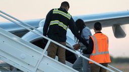 frenaron los vuelos de deportacion desde eeuu y mexico hacia venezuela