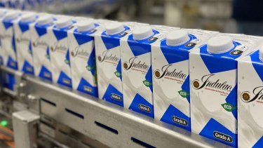 Anuncian préstamo millonario a Indulac para modernizar planta procesadora de leche