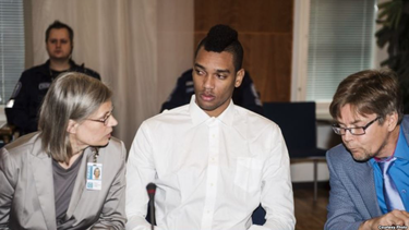 liberan a uno de los voleibolistas cubanos acusados de violacion