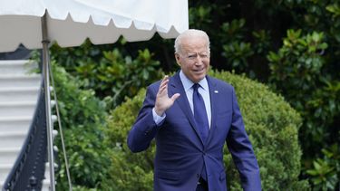 Biden enfrenta pandemia de los no vacunados