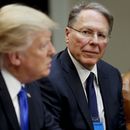 Trump dice que puede conseguir leyes de control de armas