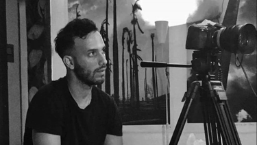 en un juicio sumario y sin defensa, el regimen cubano condeno a un ano de prision a anyelo troya, uno de los artistas detras de patria y vida