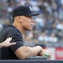 Aaron Judge, de los Yanquis de Nueva York, observa un juego desde la cueva el viernes 21 de julio de 2023 (AP Foto/Mary Altaffer)