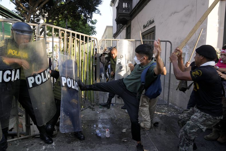 AMS-GEN PERÚ-PROTESTAS