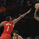 Lillard anota 71 puntos y 13 triples en triunfo ante Houston