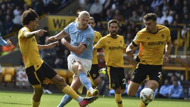 ManCity vence a Wolverhampton 3-0 en Liga Premier