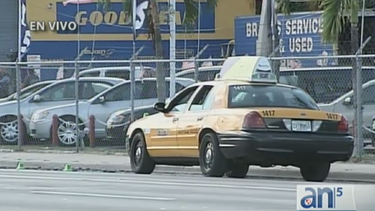 taxista abrio fuego contra un policia, hay varias personas heridas