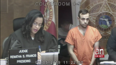 comparece en corte el joven cubano de hialeah que robaba paquetes frente a las casas
