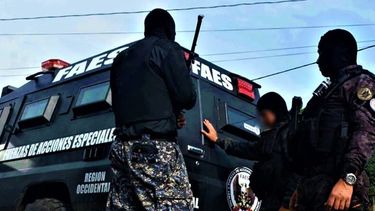 bano de sangre en venezuela: sube a 23 la cifra de muertos tras el violento operativo de las faes contra bandas criminales