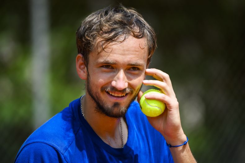 DEP-TEN MEDVEDEV-REGRESO