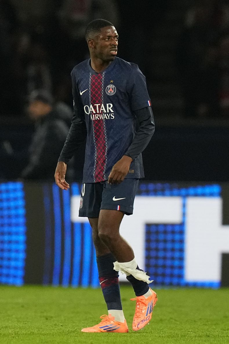 Ousmane Dembélé del Paris Saint-Germain reacciona durante el encuentro ante el Bayern Munich en la Liga de Campeones el martes 4 de noviembre del 2025. (AP Foto/Thibault Camus)