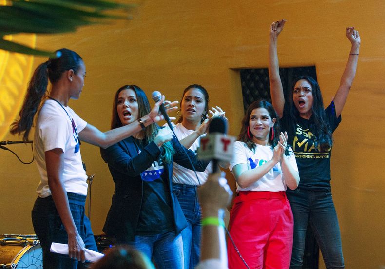 ESP-CEL_EEUU-ELECCIONES-CELEBRIDADES_LATINAS-0.jpg