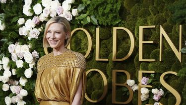 Cate Blanchett llega a la 82ª edición de los Globos de Oro el domingo 5 de enero de 2025 en el Beverly Hilton de Beverly Hills, California. (Foto Jordan Strauss/Invision/AP)