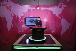 taliban ordena a conductoras de tv ocultar su rostro