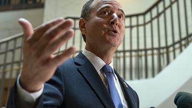 Fuente AP: Trump pidió a Ucrania investigar a hijo de Biden