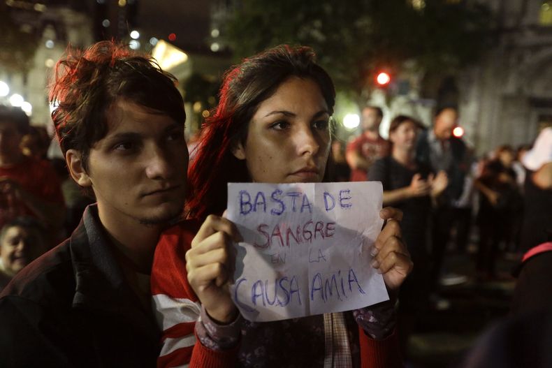AMS-GEN_ARGENTINA-FISCAL-MUERTE_MARCHAS-3.jpg