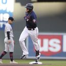 Mellizos ganan 3-1 a Guardianes; Buxton y Urshela jonronean