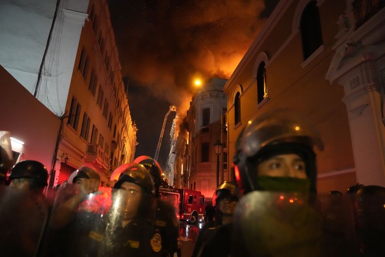 AMS-GEN PERÚ-PROTESTAS