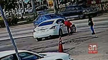 camaras de vigilancia captaron cuando un hombre mato de varios disparos a otro en opa-locka