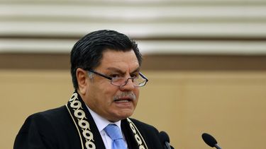 americateve | El presidente del Tribunal Constitucional de Turqu&iacute;a, Hasim Kilic, refut&oacute; en&eacute;rgicamente al primer ministro Recep Tayyip Erdogan por criticar las decisiones de su panel, incluso uno que levant&oacute; una prohibici&oacute;n de Twitter