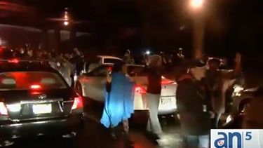 americateve | Gran tensión se vive en estos momentos en Missouri mientras un Gran Jurado en Clayton se preparaba para anunciar el futuro del oficial Darren Wilson.