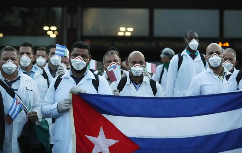 202007Amer_Cuba_doctors_0