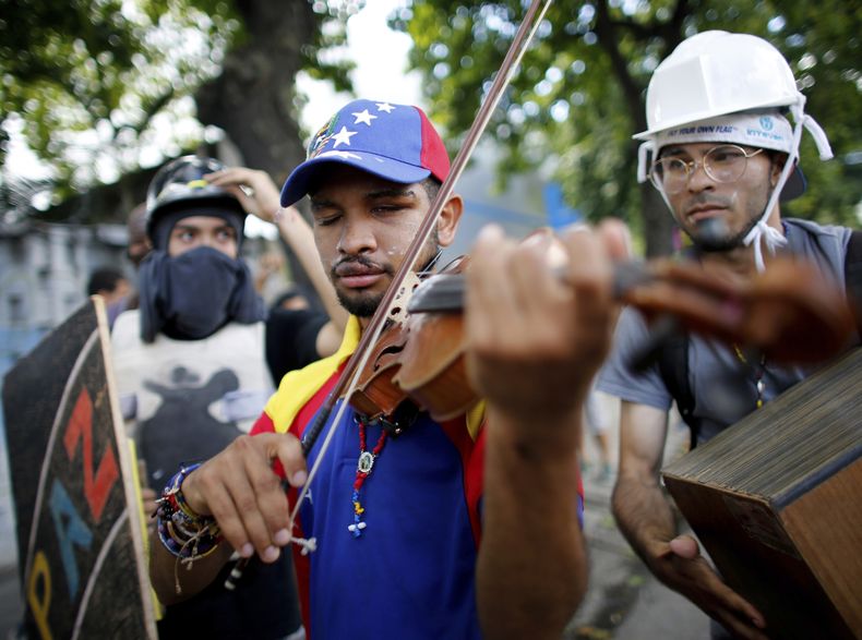 AMS-GEN_VENEZUELA-CRISIS_POLITICA-0.jpg