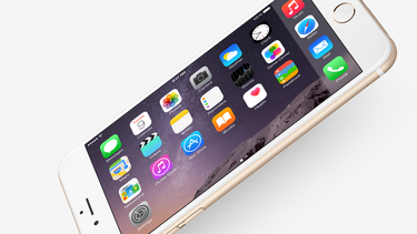 americateve | La larga espera para algunos geeks finalmente terminó. Por fin fueron revelados los detalles de iPhone 6, y no solo eso, también el iPhone 6 Plus y el Apple Watch.