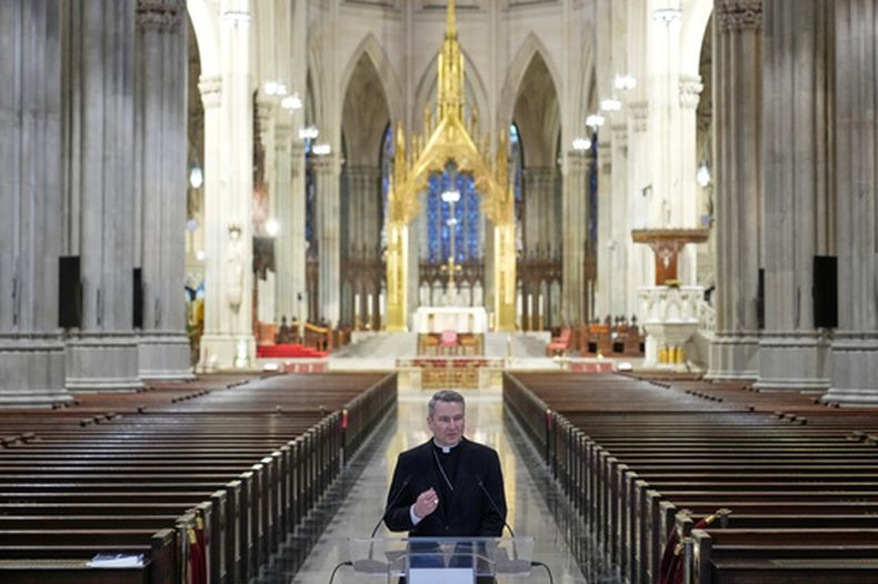 El arzobispo designado Ronald Hicks durante una conferencia de prensa en la Catedral de San Patricio, el 5 de febrero de 2026, en Nueva York. (AP Foto/Seth Wenig)