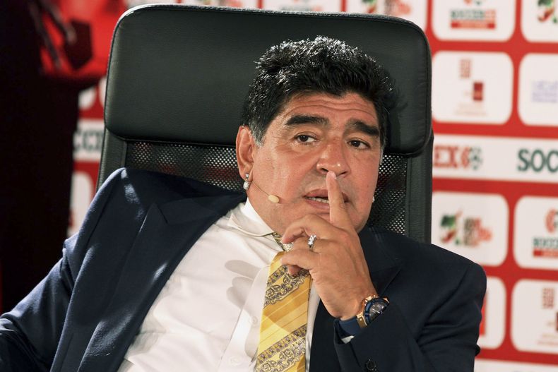 DEP-FUT_FIFA-MARADONA-0.jpg