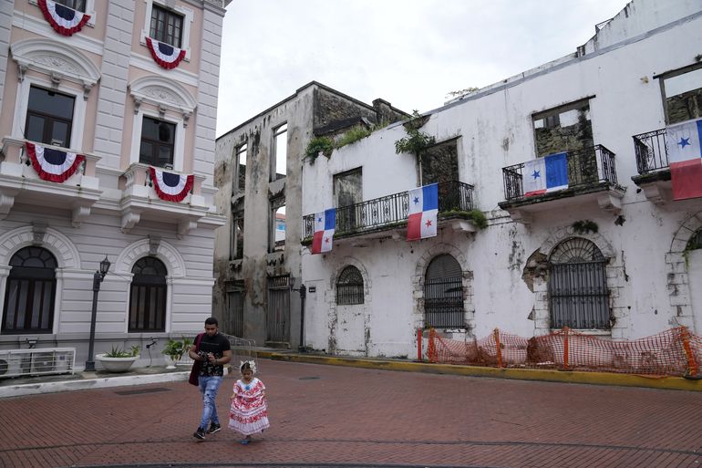 Panamá celebra 200 años de independencia de España