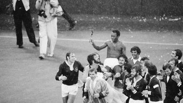 Cifra de goles de Pelé, motivo de debate eterno