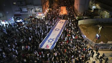 Netanyahu avanza en su reforma judicial pese a las protestas
