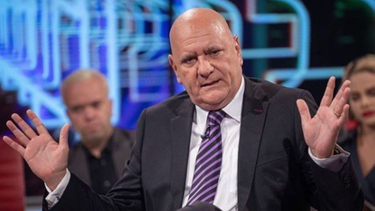 carlos otero se suma al grupo de artistas cubanos que pide la renuncia de alpidio