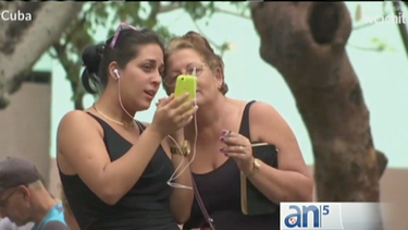 cubanos reaccionan a internet para hogares en la isla