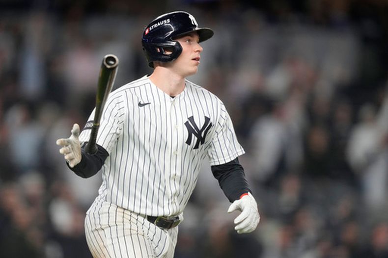 Ben Rice de los Yankees de Nueva York luego de batear un grand slam ante Brayan Bello de los Medias Rojas de Boston, el martes 29 de septiembre de 2026, en Nueva York. (AP Foto/Yuki Iwamura)