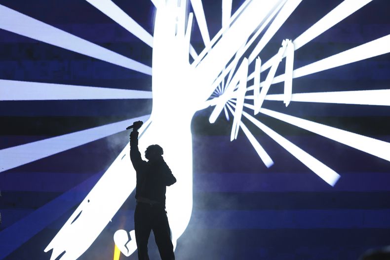 El cantante estadounidense Xavi durante su presentación en el festival Arre en la Ciudad de México el 7 de septiembre de 2024. (Foto AP/Ginnette Riquelme)