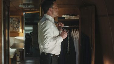 Esta imagen publicada por Amazon muestra a Ben Affleck en una escena de The Accountant 2. (Prime-Amazon Content Services via AP)