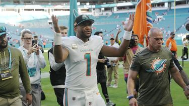 Tagovailoa lidera votos de fanáticos para el Pro Bowl