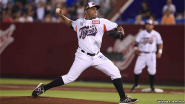americateve | Sanit (11-1) fue seleccionado, por segundo año consecutivo, Pitcher del Año de la LMB. Tuvo una efectividad de 2.00, la mejor del circuito.