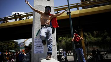 La oposición venezolana rechaza “opción militar” de Trump