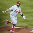 Pujols llega a 703 jonrones, pero Cardenales pierden