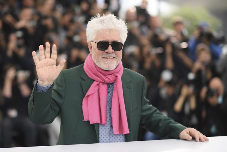 ESP-CIN_CANNES-ALMODOVAR-0.jpg