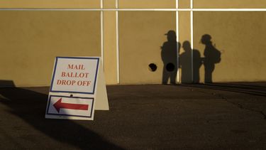 AP VoteCast: Pandemia es el tema prioritario de votantes
